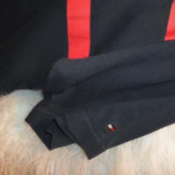 Tommy Hilfiger Youth Boy's T-Shirt Navy Sz XL(20) - Picture 3 of 3